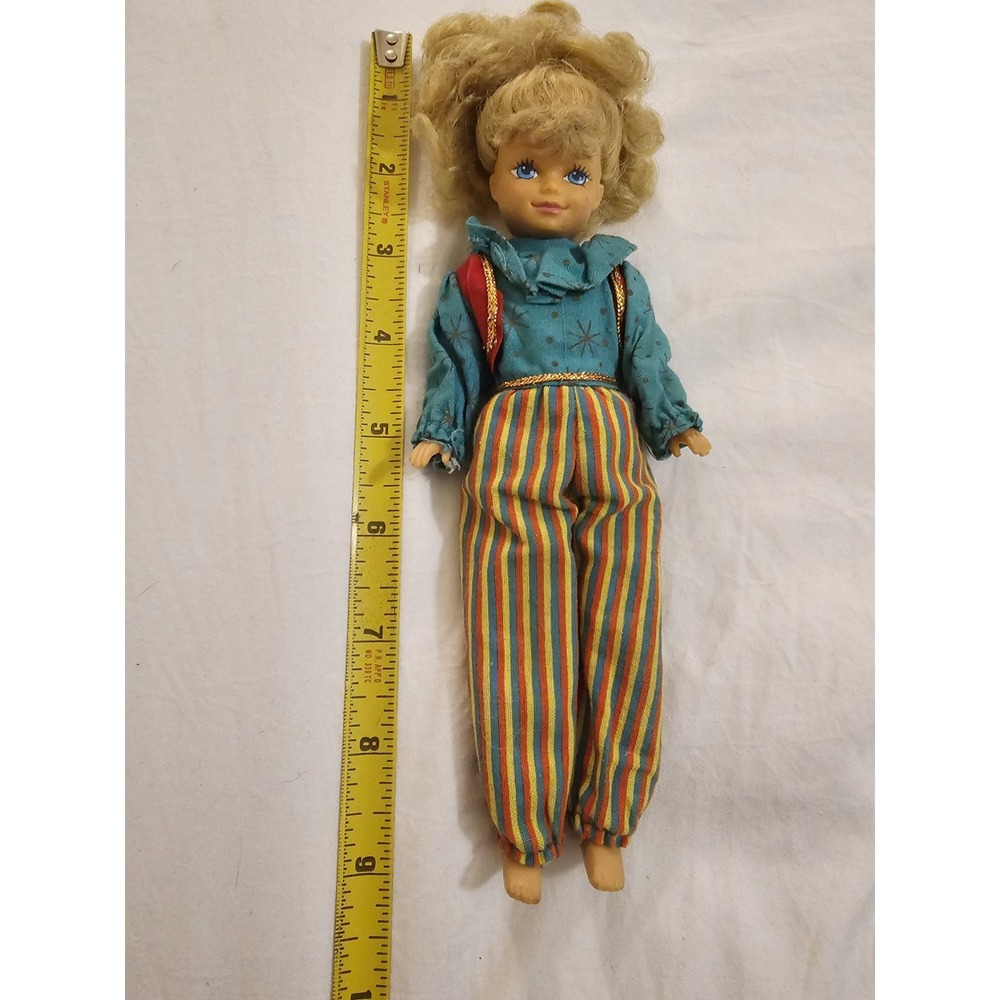 Vintage Kid Kore Doll 1990 Blonde Blue Eyes Original Outfit 9 Inch - Picture 2 of 4